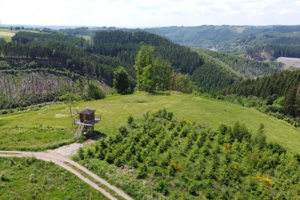 Le Grand Cerf 25 Pers, Malmedy- Chalet Rustique, Jardin Eksteriør bilde